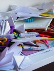 Zur Ordnung erziehen: diese Dinge können helfen