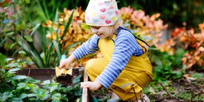 Kinder und Gärtnern – eine ideale Kombination für eine gesunde Entwicklung
