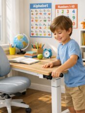 So wächst der Schreibtisch einfach mit deinem Kind mit